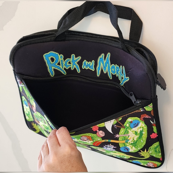 NWOT Fun RICK & MORTY Neoprene Protective Laptop Case - Picture 4 of 8